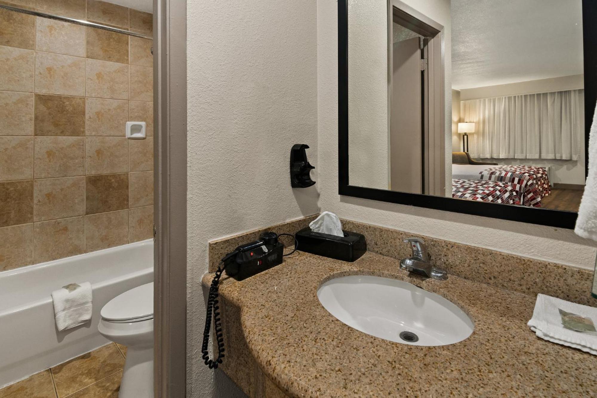 Irving Inn & Suites At Dfw Airport Eksteriør billede